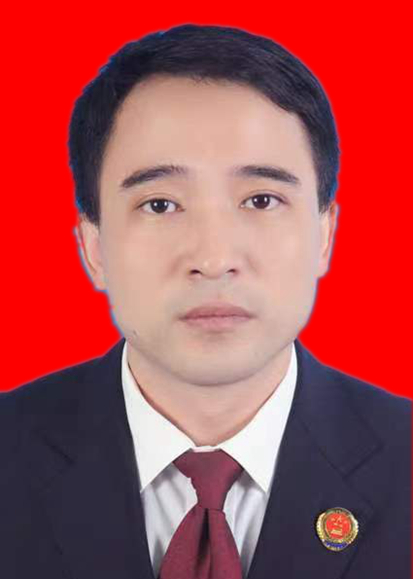 杨冰.jpg